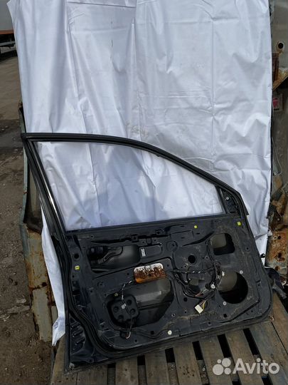 Дверь передняя левая Mitsubishi Lancer 9 ix