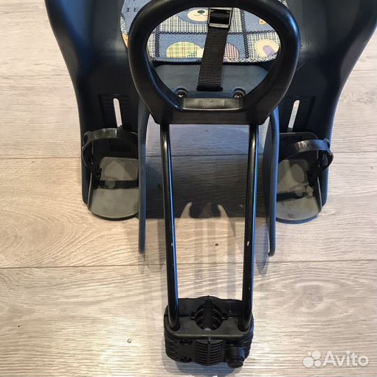 Детское кресло на велосипед