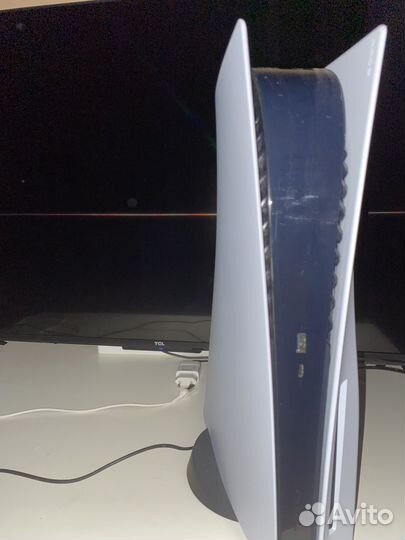 Продам новую PlayStation5 с дисководом