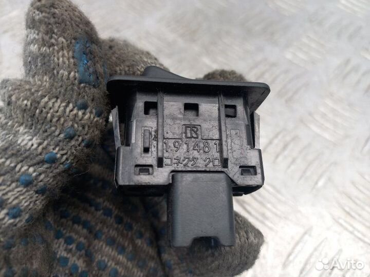 Кнопка обогрева сидений Mazda Cx-7 L3-VDT 2.3