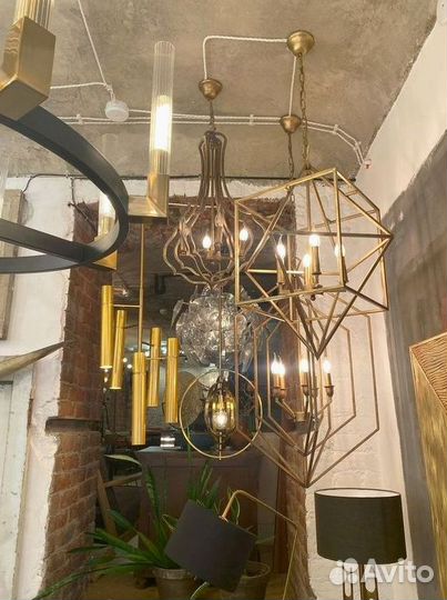 Потолочный светильник