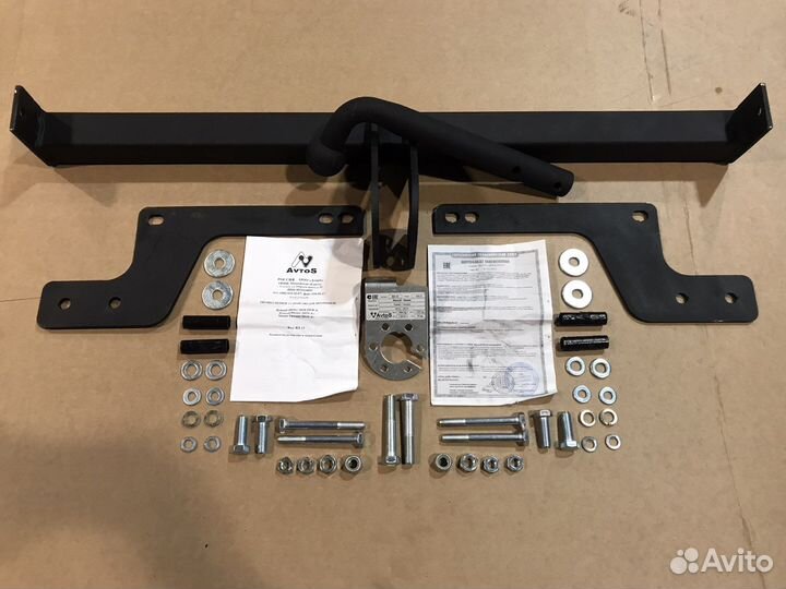 Фаркоп на Рено Дастер/Ниссан Террано