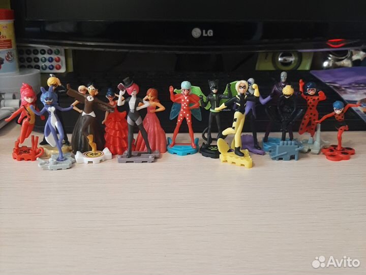 Киндеры Леди баг