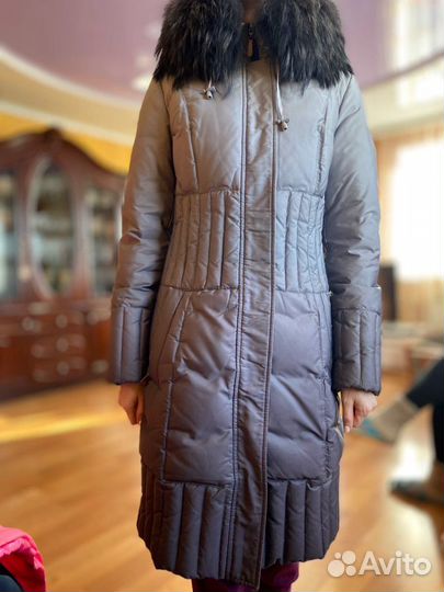 Пуховик зимний женский