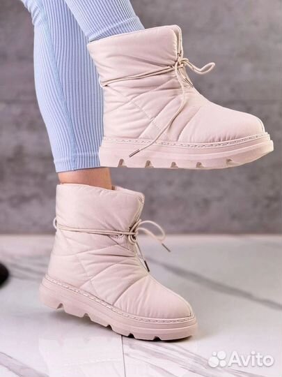 Дутики бежевые новые зима