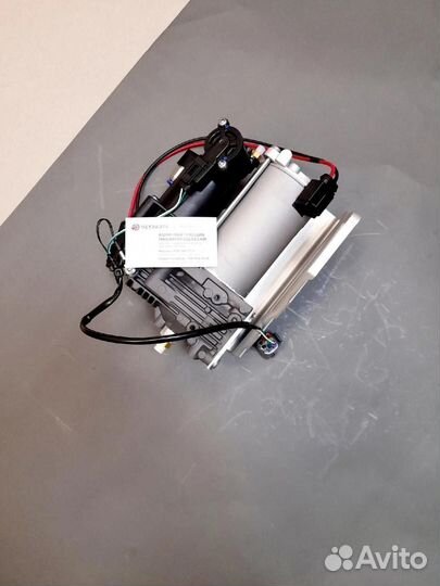 Компрессор Range Rover D4 AMK