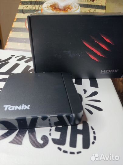 Прошитый под халяву Tanix 2000 каналов