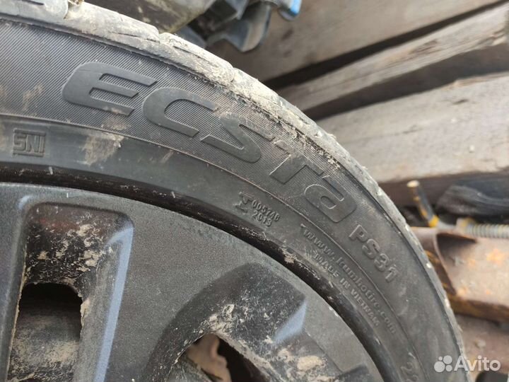 Kumho Ecsta PS31 225/45 R17 94W