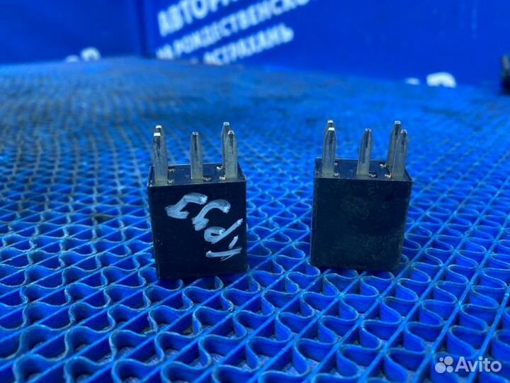 Реле Chevrolet Cruze седан F18D4 2010