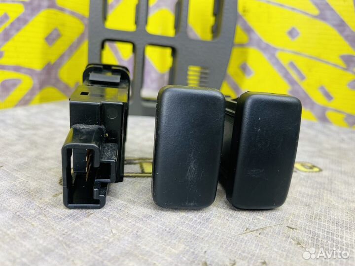 Кнопка Переключатель холостого хода вверх Альфард