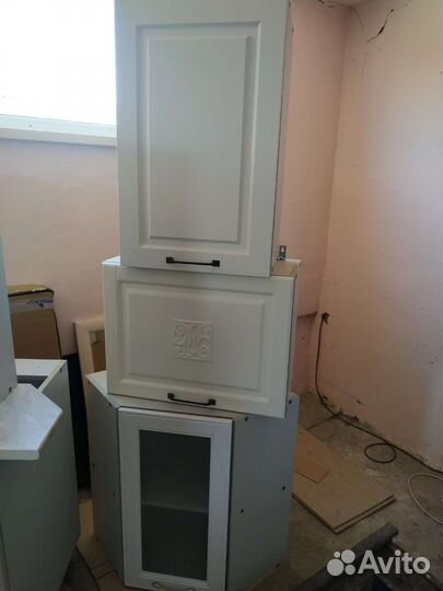 Кухонная мебель новая заводского изготовления