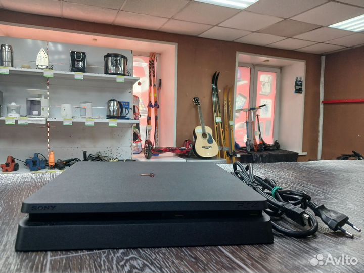 Приставка Sony PlayStation 4 Slim 500 гб