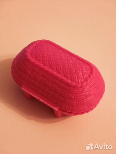 Киндер сюрприз ретро зайка в корзинке