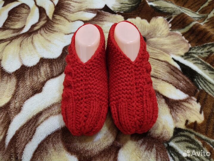 Вязаные женские тапочки