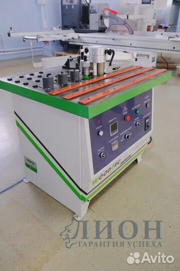 Кромкооблицовочный станок в наличии