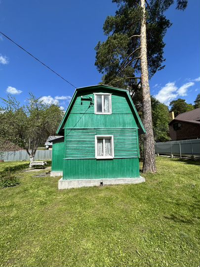 Дом 38,2 м² на участке 2,08 га