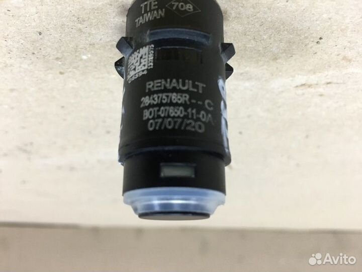 Датчик парковки задний Nissan Terrano 3 D10