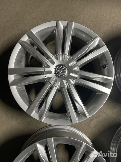 Диски VW Jetta Golf R17