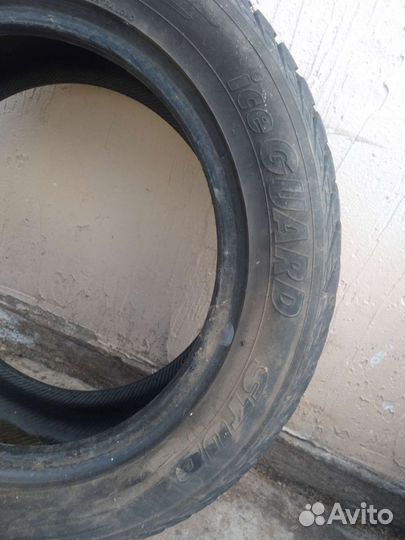 Yokohama Ice Guard Stud IG55 215/55 R16 97T