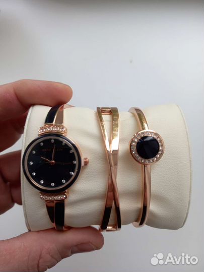 Anne Klein часы женские