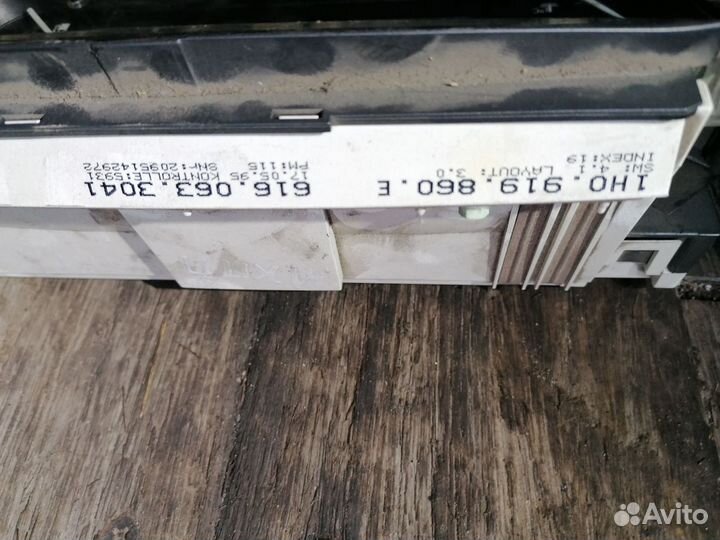 Щиток приборов 1 HO 919 860E Ф.Гольф 3 1996г