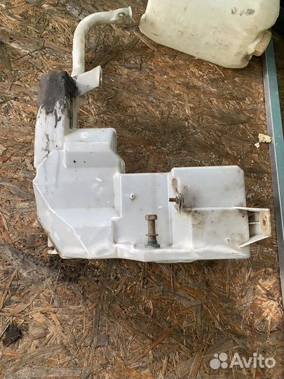 Бачок омывателя honda civic 5d