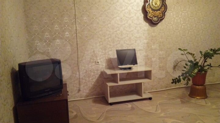 Комната 17 м² в 3-к., 1/9 эт.