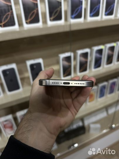 iPhone 15 Pro Max, 256 ГБ