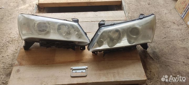 Продам фары на джили emgrand ec 7