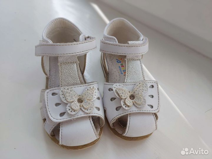Сандали для девочки