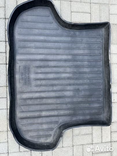 Коврик в багажник