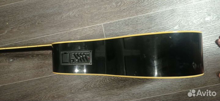 Акустическая гитара Martinez электроакустика