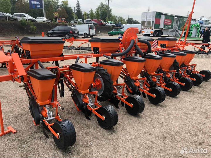 Сеялка Фаворит Весна-8, 2023