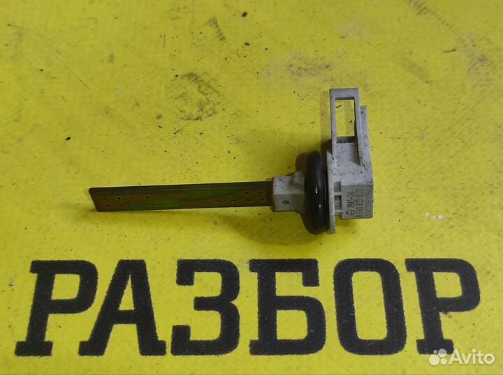 Датчик температуры воздуховода печки Mercedes-Benz