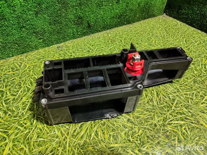 Коробка распределительная Renault T-Series 2014