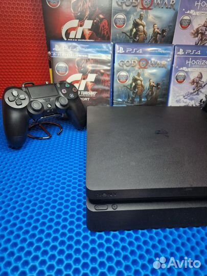 Ps4 slim 1tb + игры + 2 геймпада