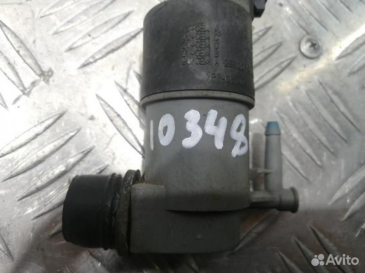 Насос омывателя лобового стекла Renault Logan