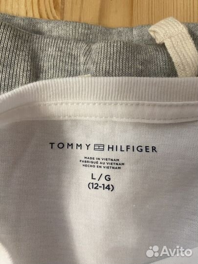 Tommy hilfiger футболка