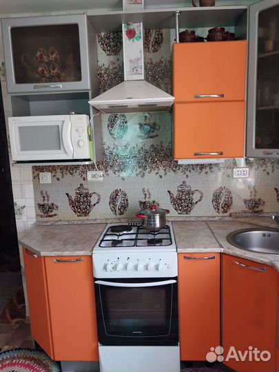 Продам кухонный гарнитур бу