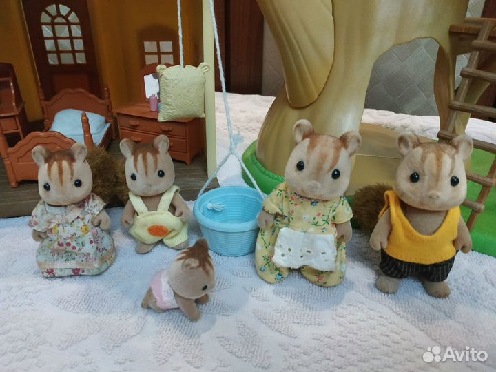 Сильвания Фемели Sylvanian домик на дереве с белка