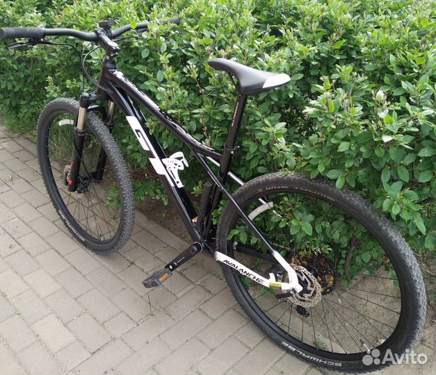 Gt avalanche 29 RockShox