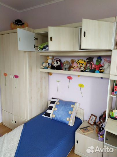 Комплект мебели для детской комнаты