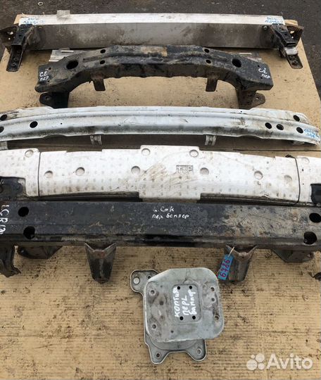 Усилитель бампера