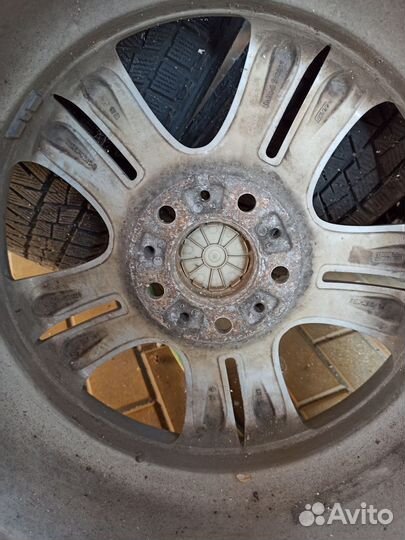 Bridgestone Blizzak DM-V1 255/55 R18