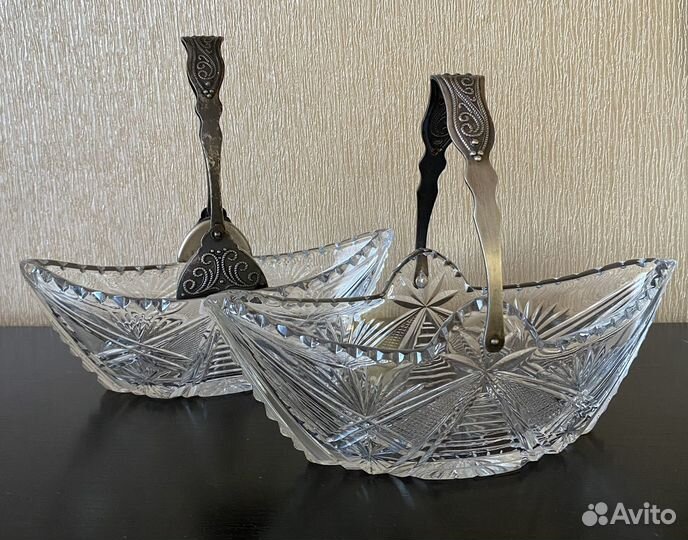 Ладья хрустальная с мельхиоровой ручкой