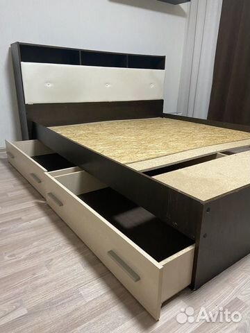 Кровать двухспальная 160х200 без матраса бу