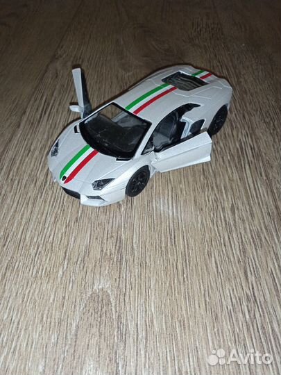 Модельные машинки