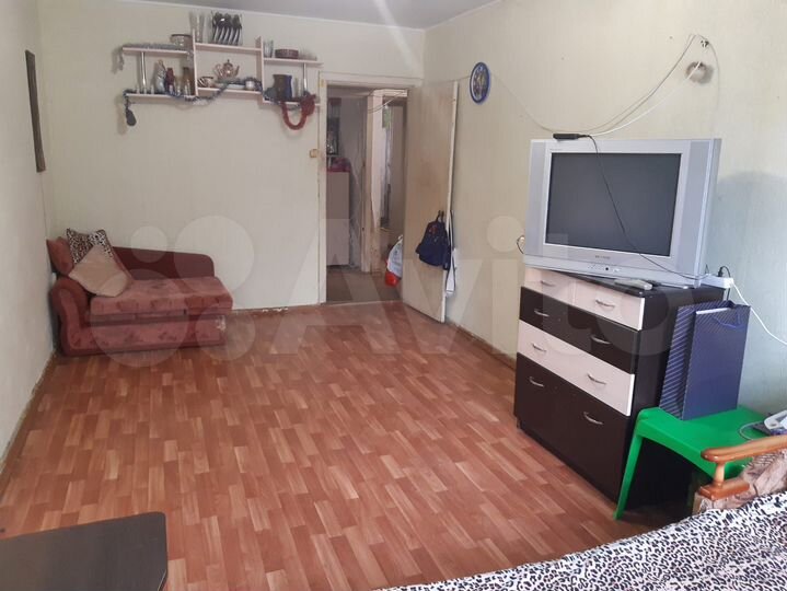 2-к. квартира, 50 м², 1/5 эт.