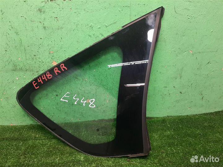 Стекло багажника правое Opel Meriva B 2013