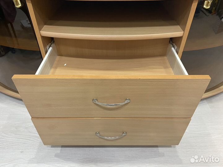 Стенка горка в гостиную